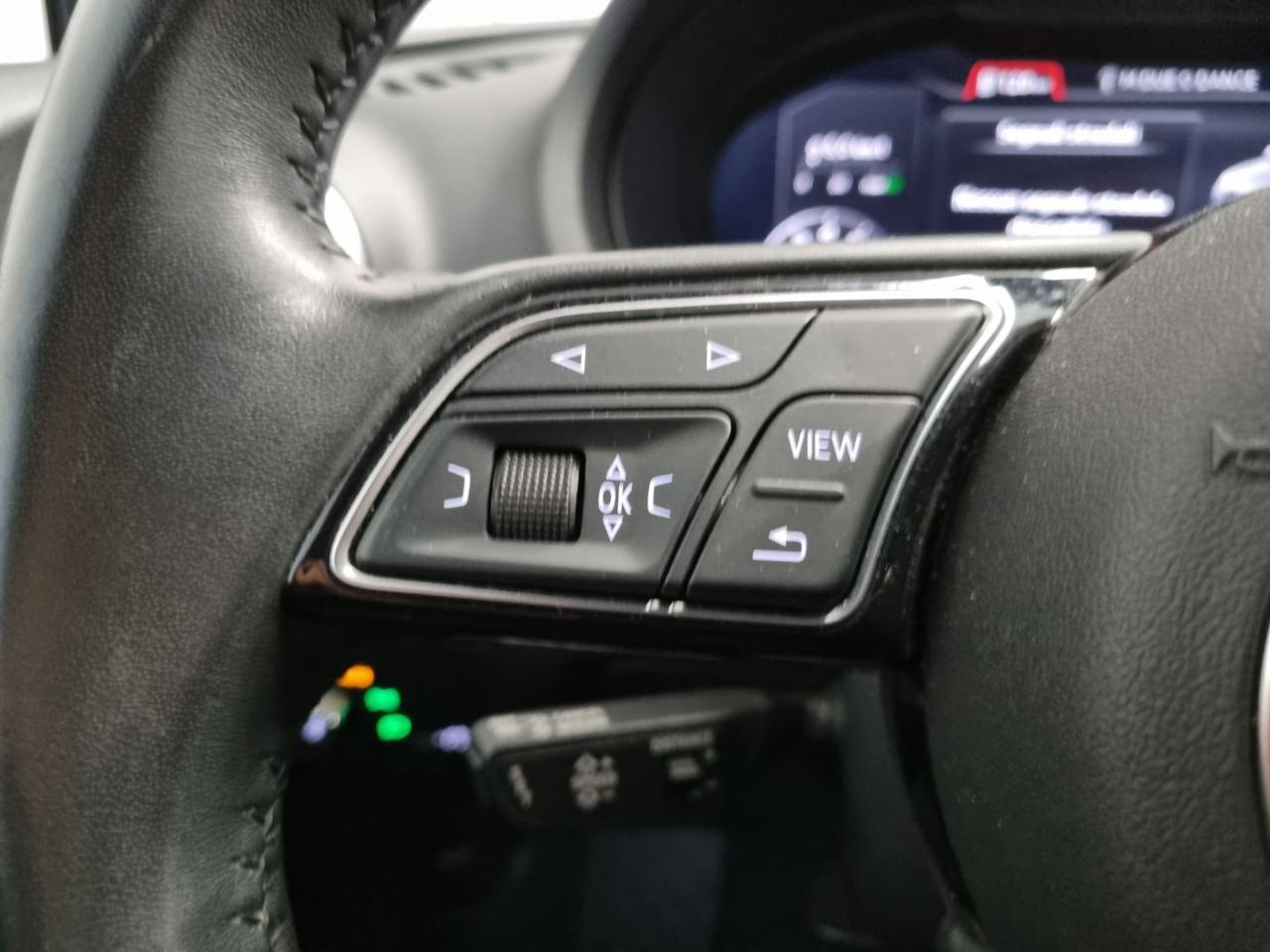 AUDI A3 SPB 35 TFSI COD S tronic Sport - 17