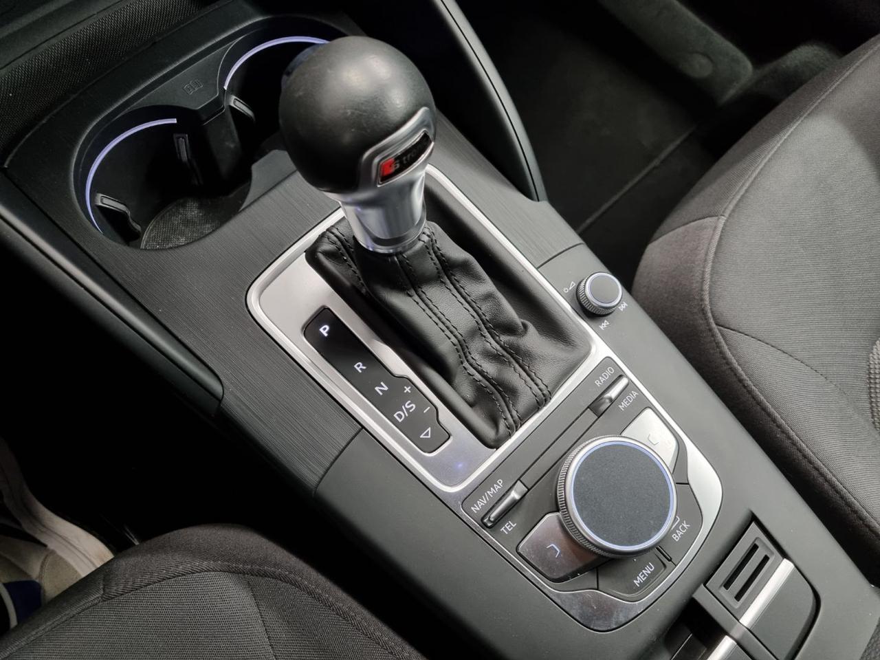 AUDI A3 SPB 35 TFSI COD S tronic Sport - 11