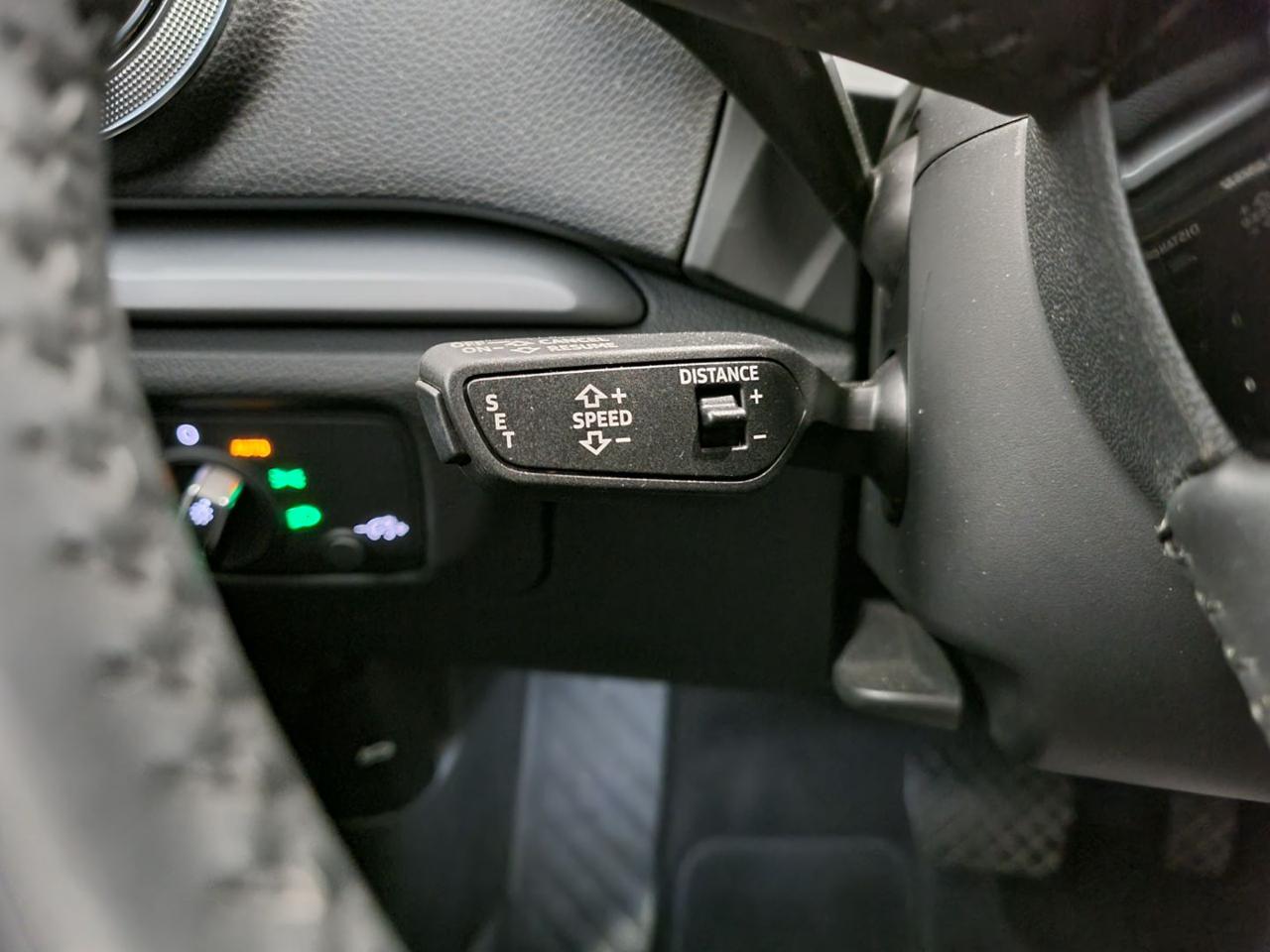 AUDI A3 SPB 35 TFSI COD S tronic Sport - 28