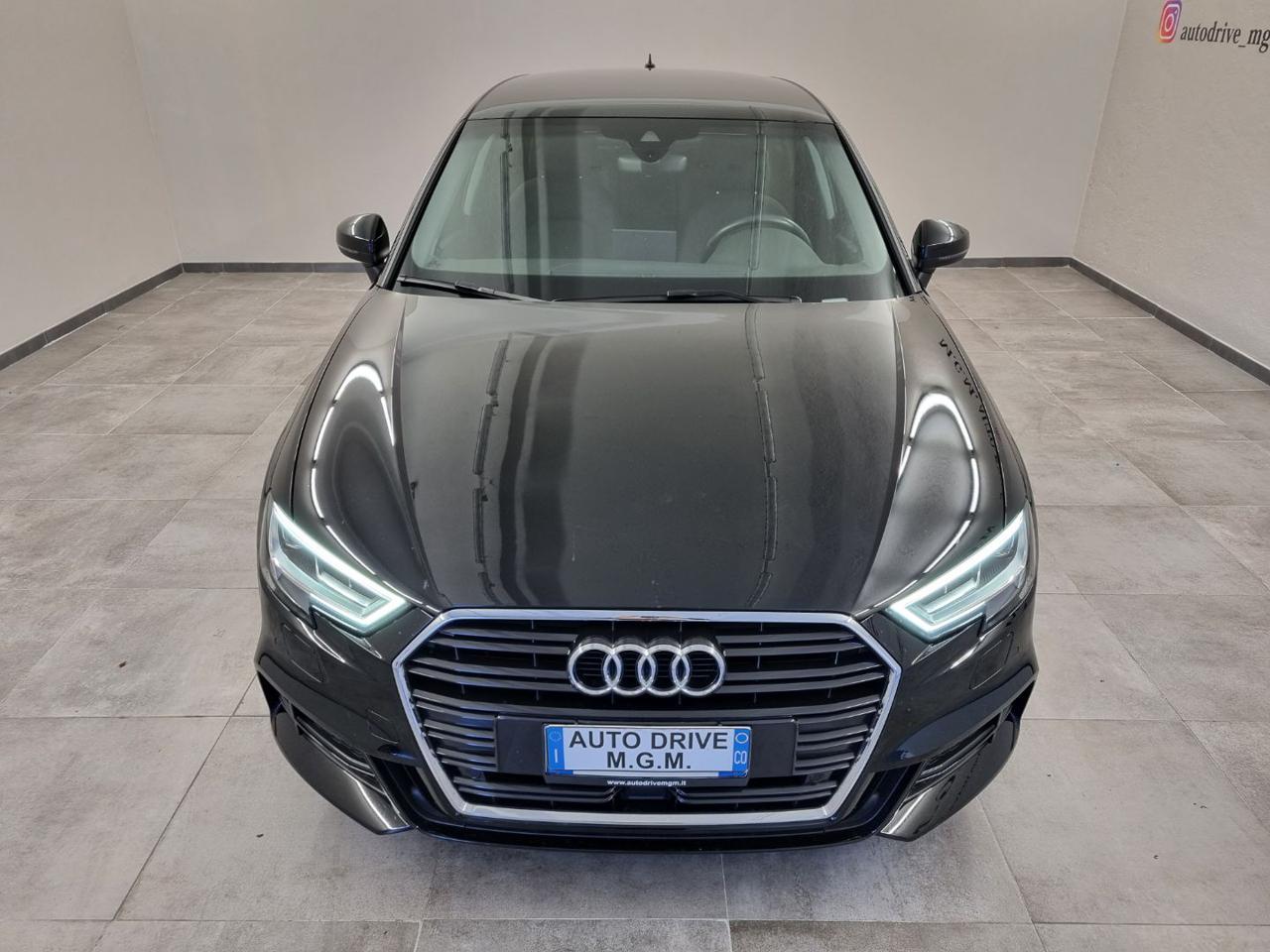 AUDI A3 SPB 35 TFSI COD S tronic Sport - 32