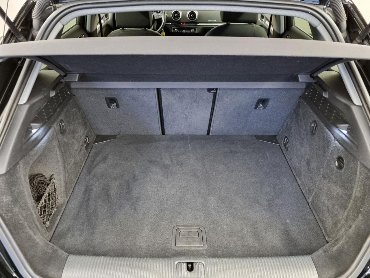 AUDI A3 SPB 35 TFSI COD S tronic Sport - 14