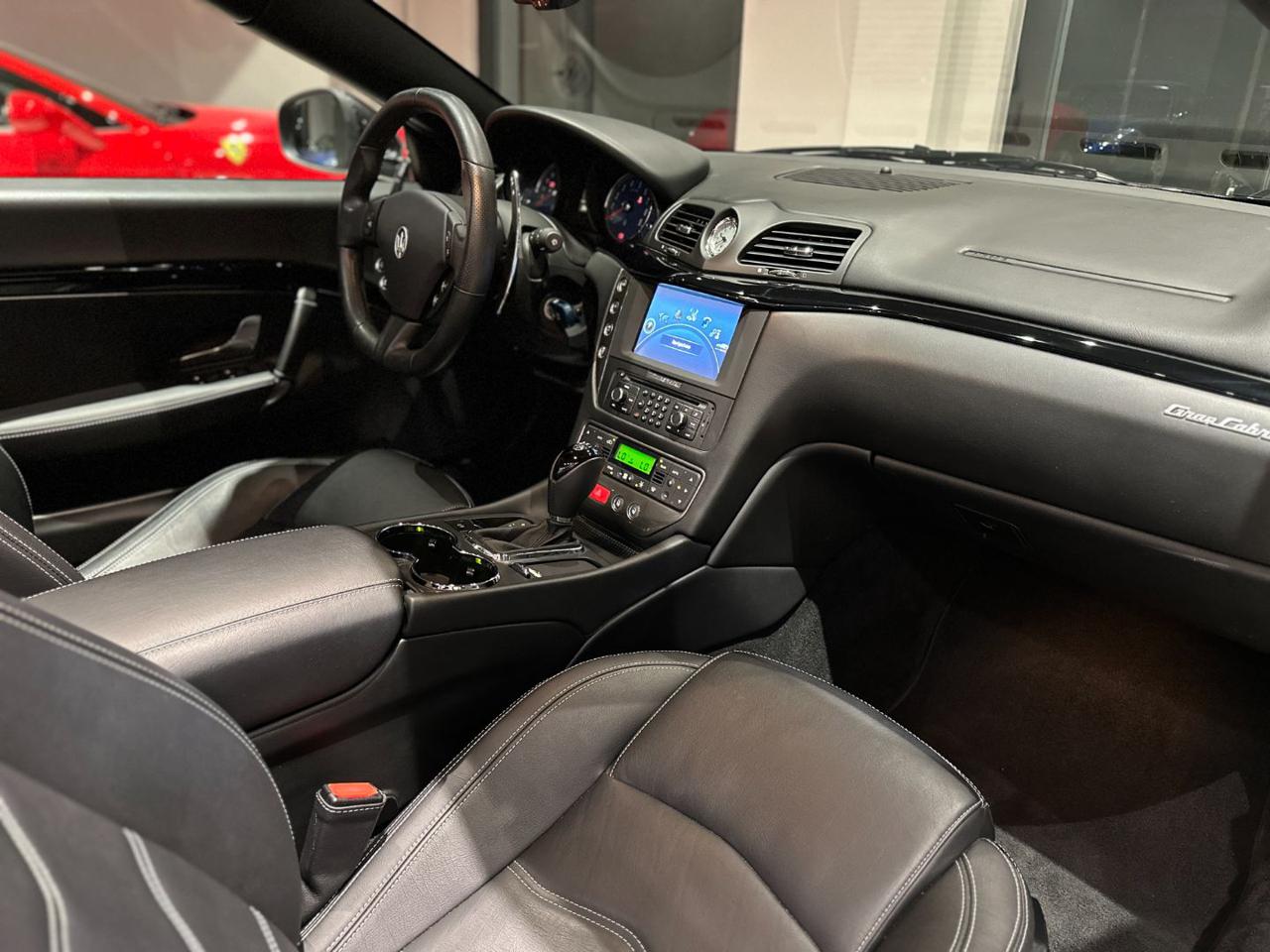 MASERATI GranCabrio 4.7 V8 450cv - Solo 25.000 km - 21