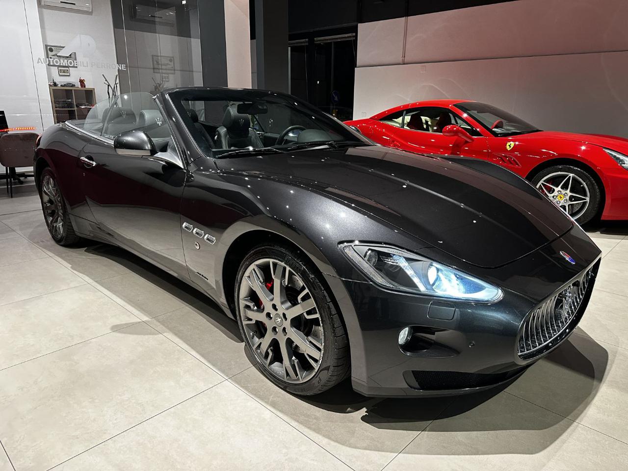 MASERATI GranCabrio 4.7 V8 450cv - Solo 25.000 km - 5