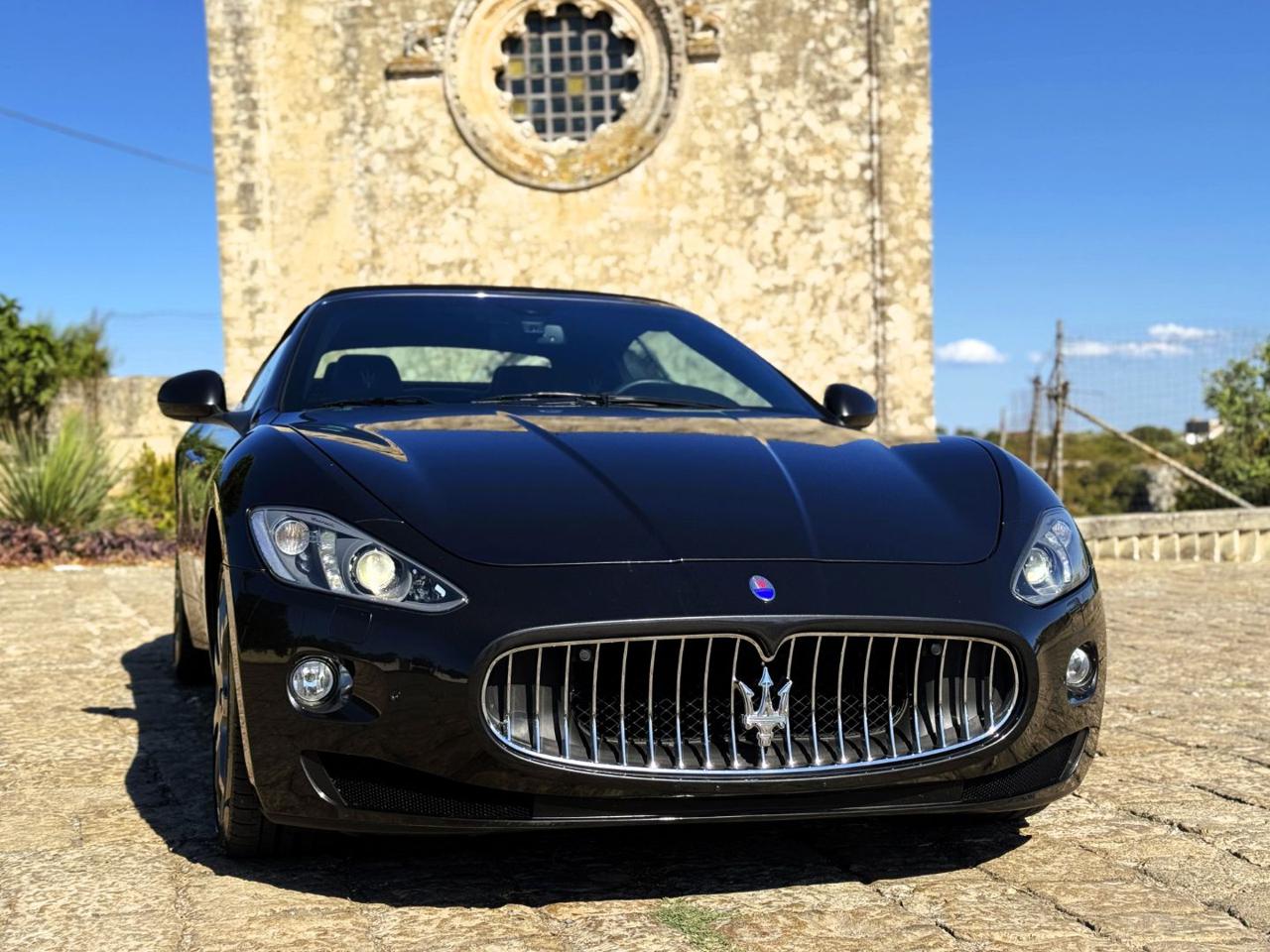 MASERATI GranCabrio 4.7 V8 450cv - Solo 25.000 km - 36