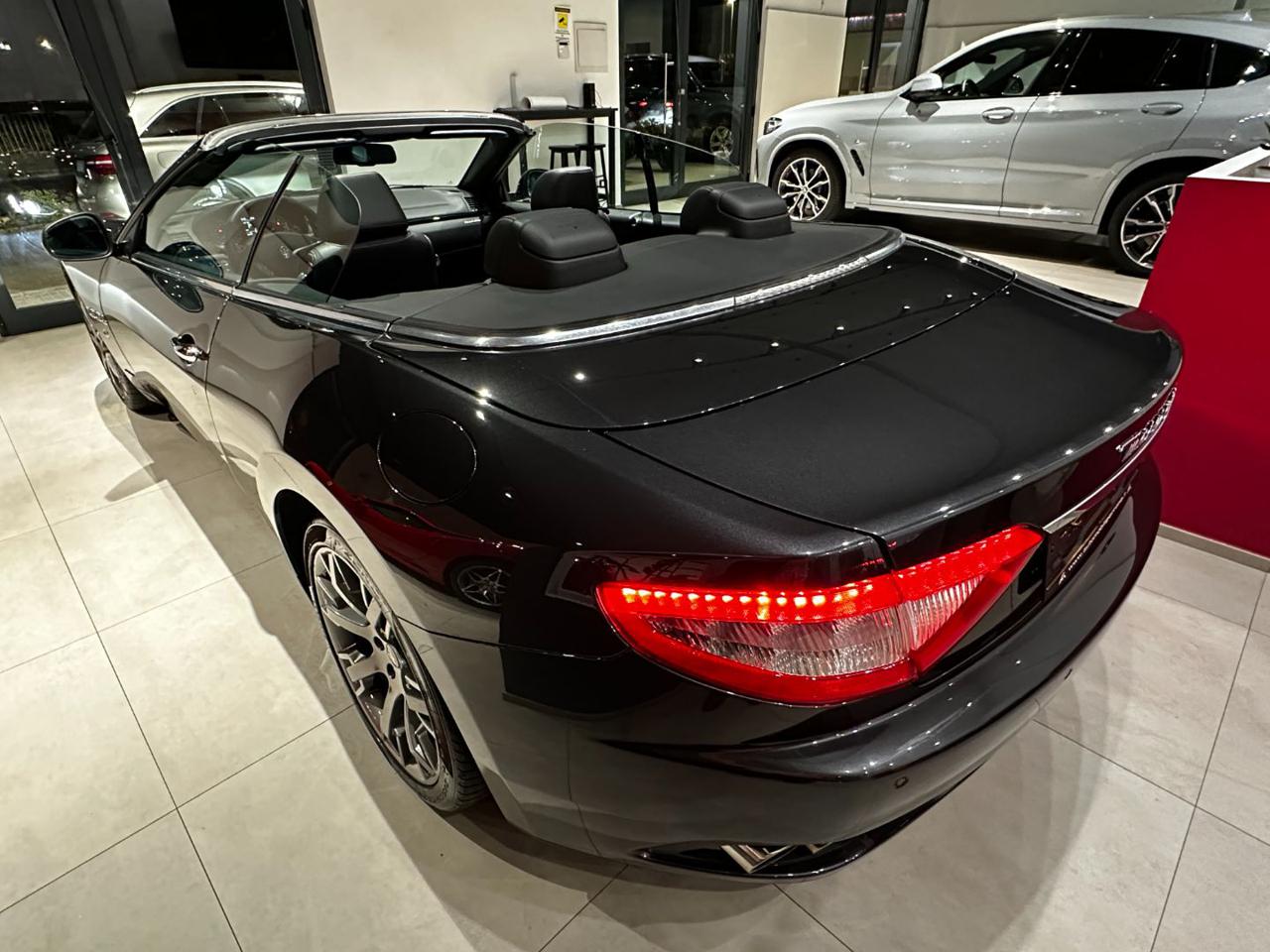 MASERATI GranCabrio 4.7 V8 450cv - Solo 25.000 km - 14