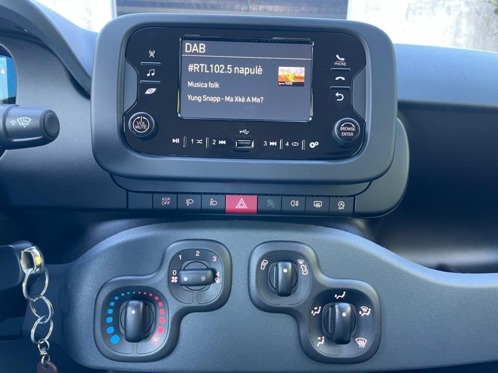 FIAT Panda 1.0 FireFly S&S Hybrid - 9