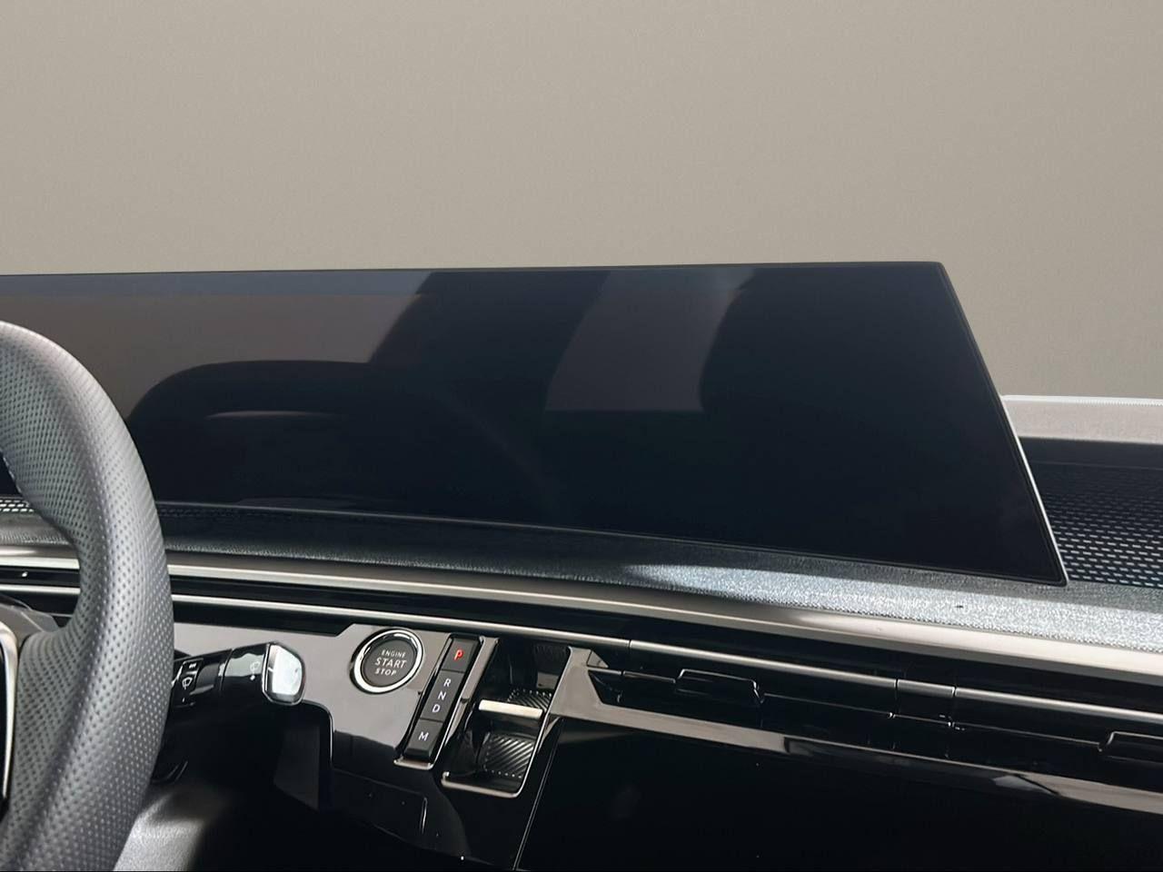 PEUGEOT 3008 Hybrid 145 e-DCS6 GT - 21