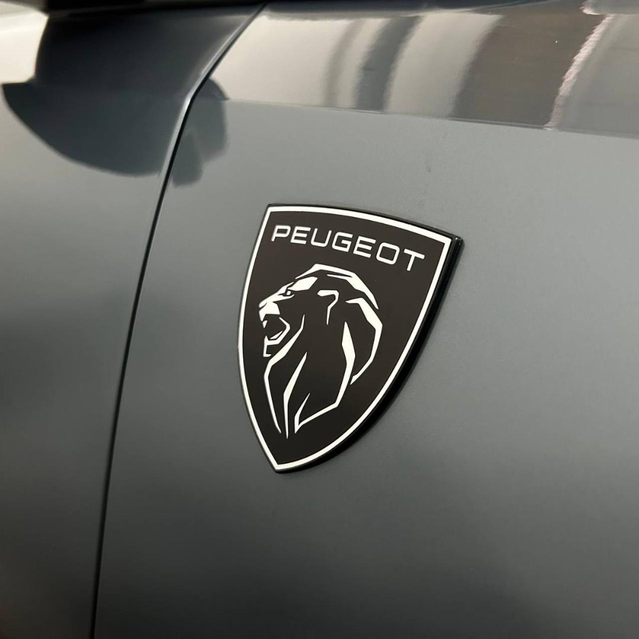 PEUGEOT 3008 Hybrid 145 e-DCS6 GT - 40