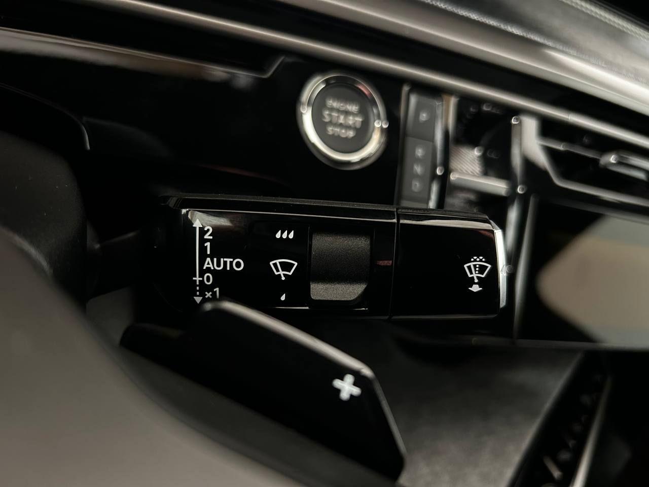 PEUGEOT 3008 Hybrid 145 e-DCS6 GT - 18