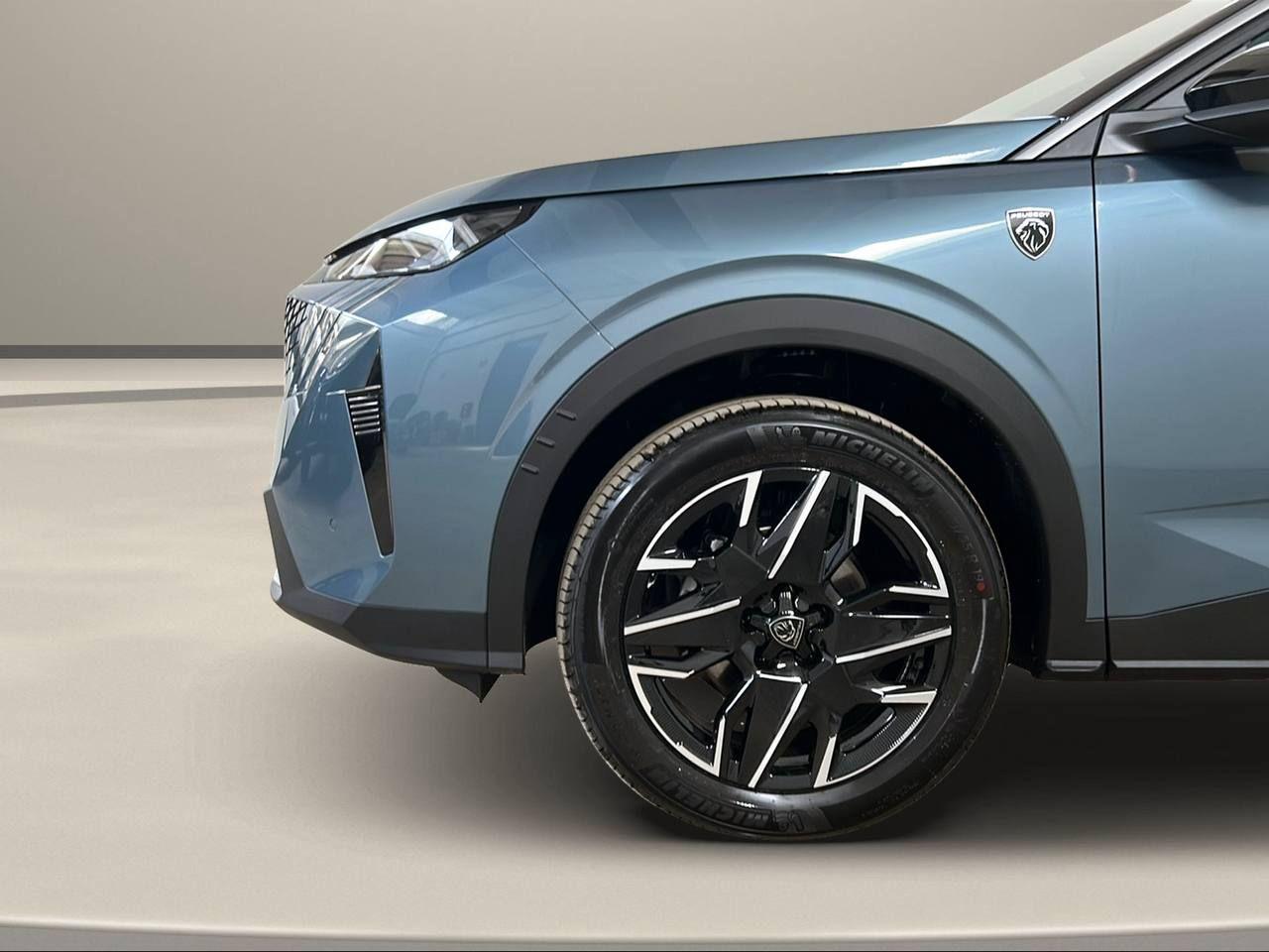 PEUGEOT 3008 Hybrid 145 e-DCS6 GT - 42