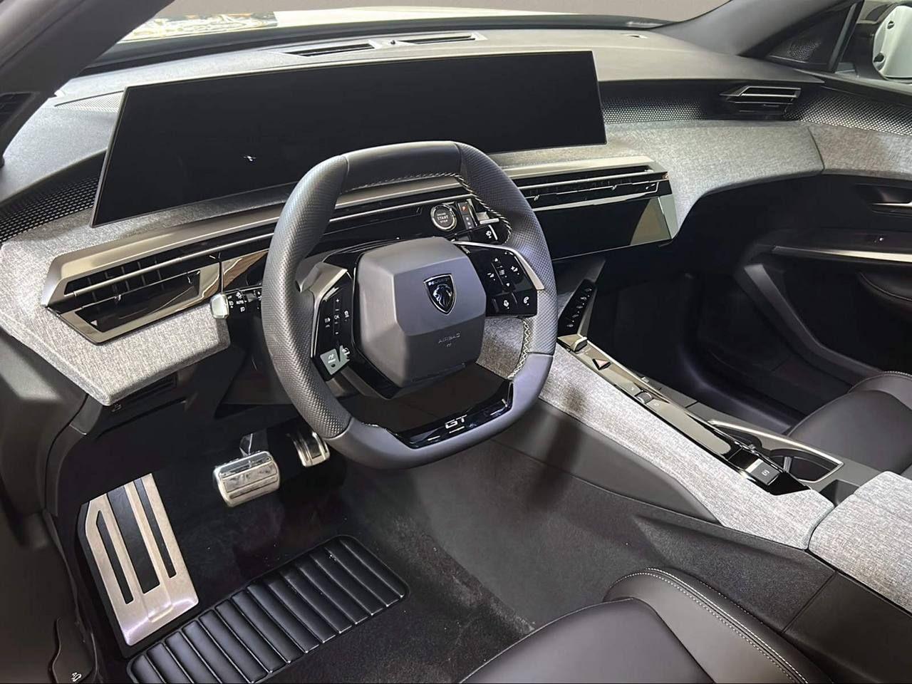 PEUGEOT 3008 Hybrid 145 e-DCS6 GT - 20