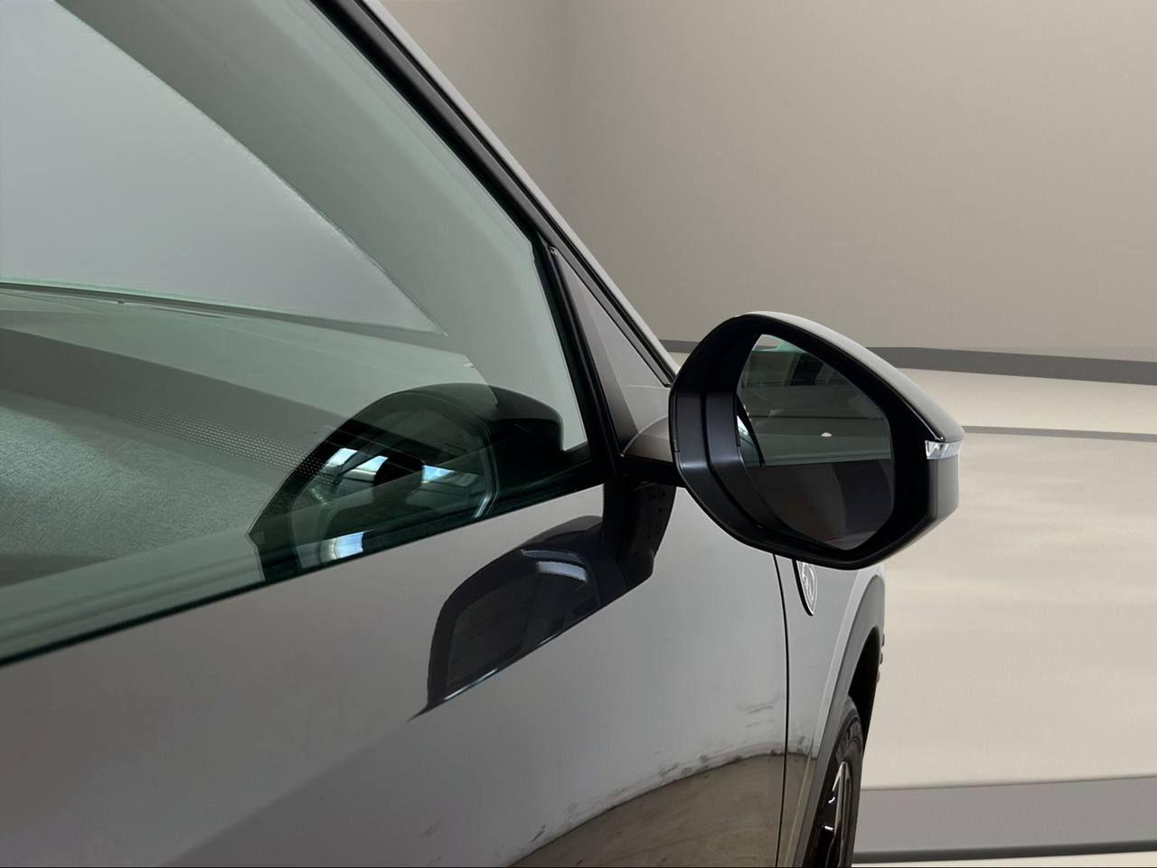 PEUGEOT 3008 Hybrid 145 e-DCS6 GT - 39