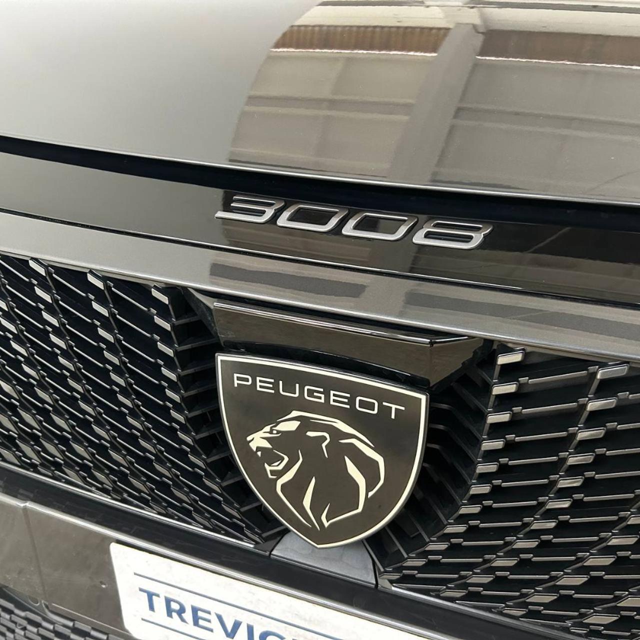 PEUGEOT 3008 Hybrid 145 e-DCS6 GT - 36