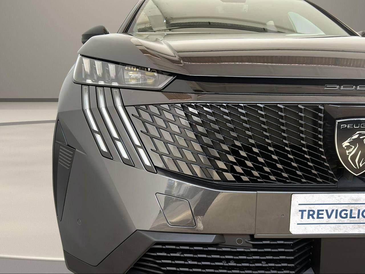 PEUGEOT 3008 Hybrid 145 e-DCS6 GT - 33