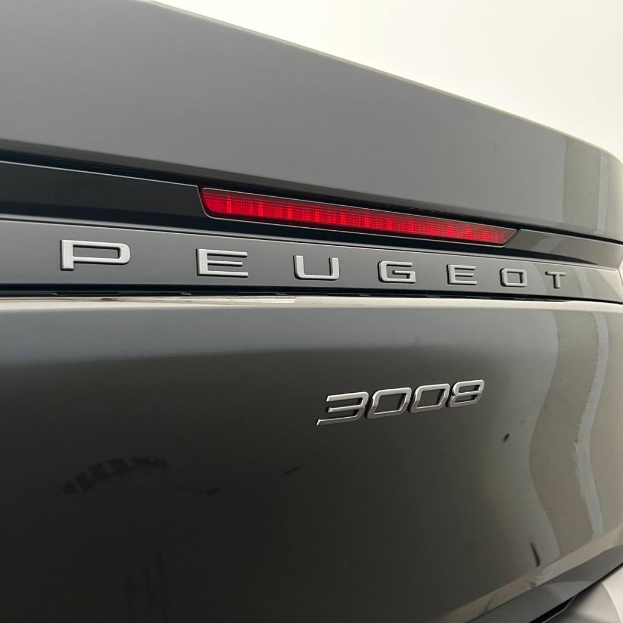 PEUGEOT 3008 Hybrid 145 e-DCS6 GT - 41