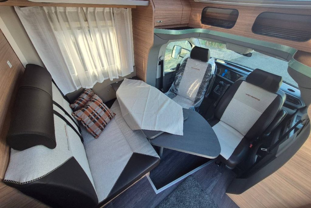 X-Cursion Van 500MQ Edition