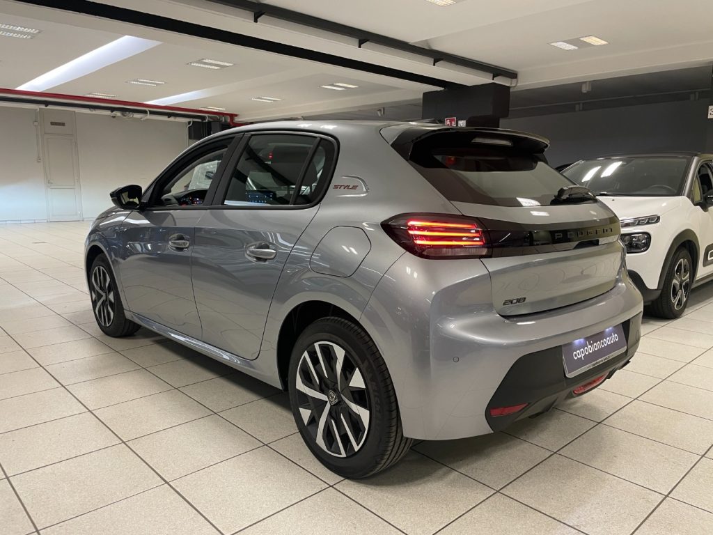 PEUGEOT 208 PureTech 100 Stop&Start 5 porte Style KM0 - 6