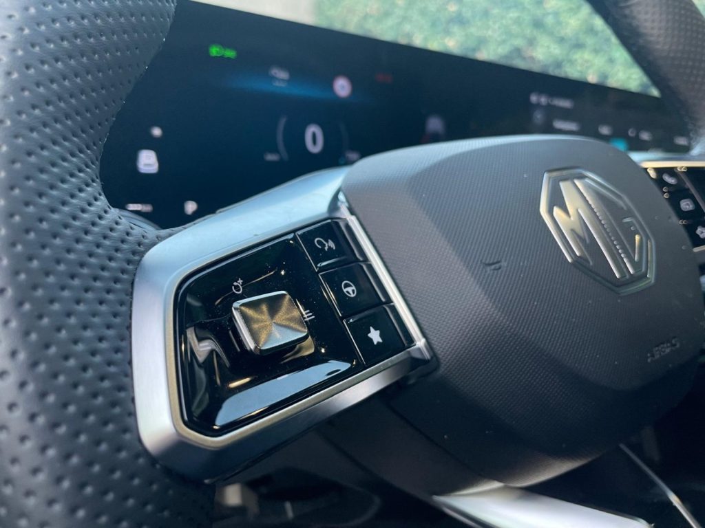 MG HS 1.5T-GDI AT Comfort - 12