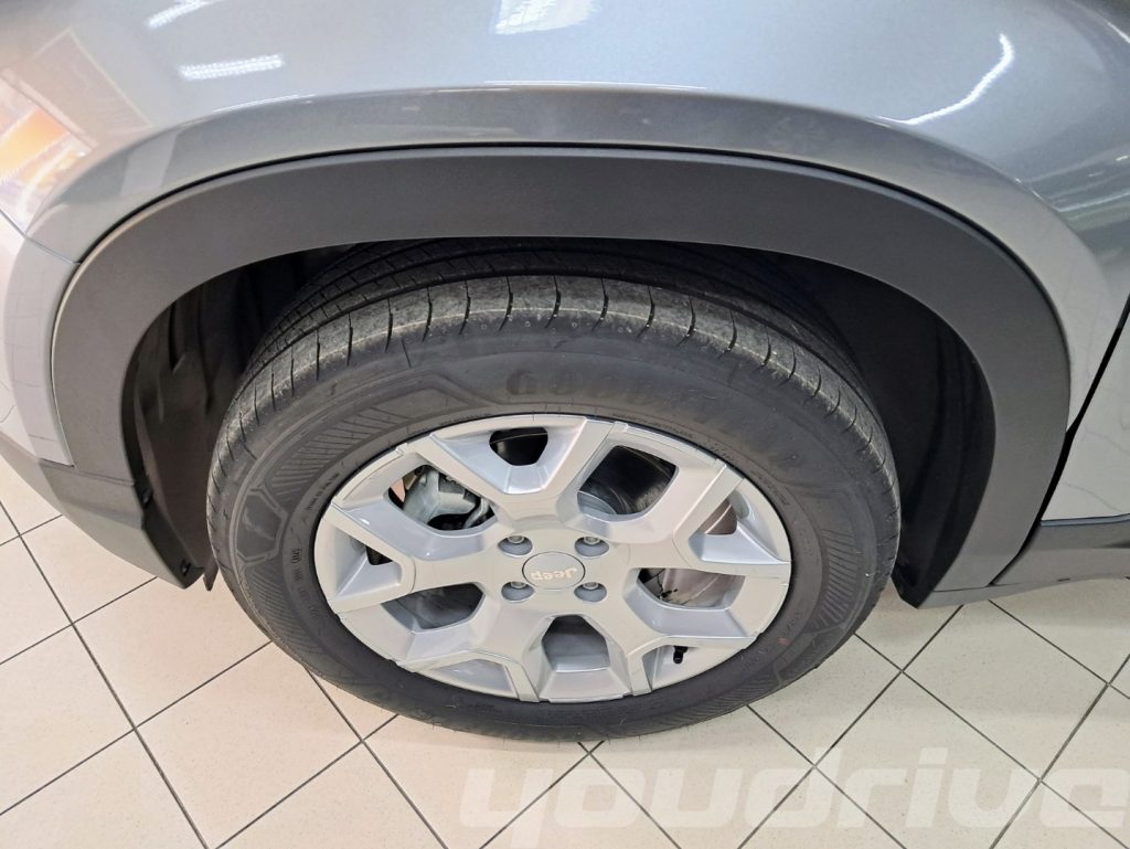 JEEP Avenger / 1.2 Turbo 100 CV Altitude KM0 - 16