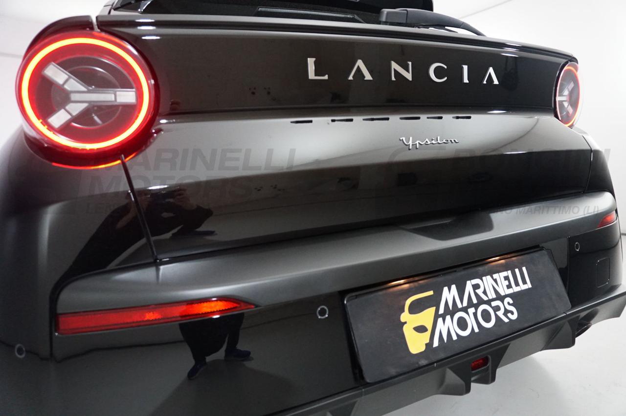 LANCIA Ypsilon 1.2 MHEV E-DCT - 36