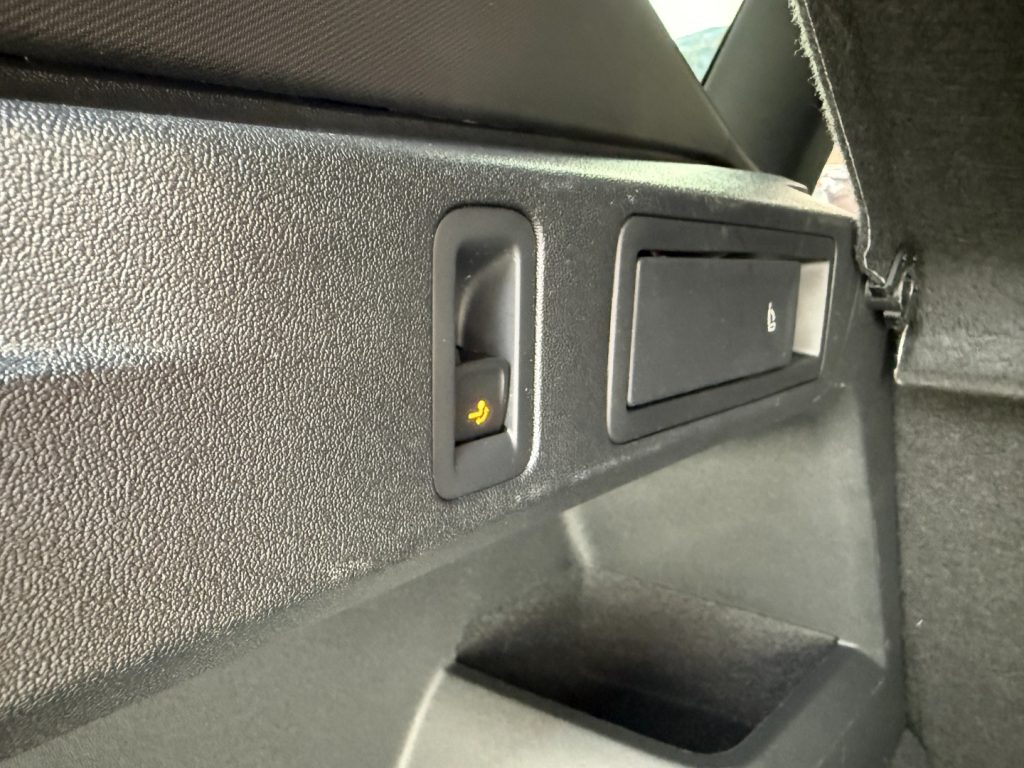 VOLKSWAGEN Tiguan 2.0 TDI DSG 4MOTION R-Line Plus Pano GANCIO DCC 20 - 19