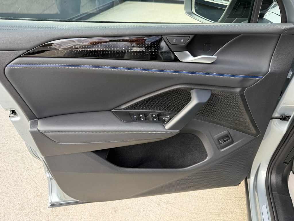 VOLKSWAGEN Tiguan 2.0 TDI DSG 4MOTION R-Line Plus Pano GANCIO DCC 20 - 10