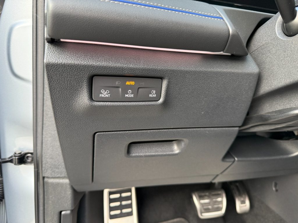 VOLKSWAGEN Tiguan 2.0 TDI DSG 4MOTION R-Line Plus Pano GANCIO DCC 20 - 11