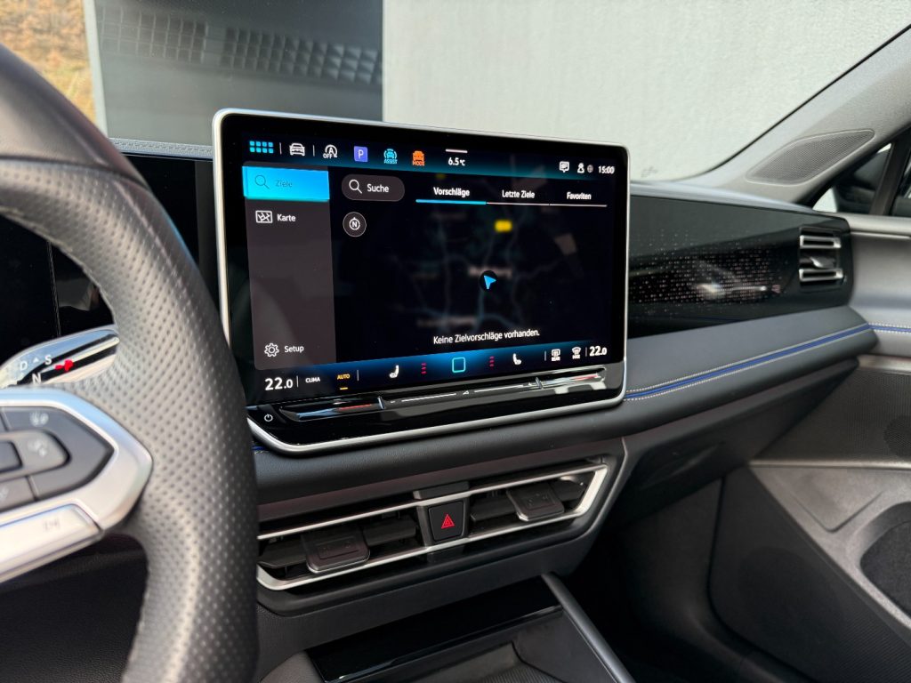 VOLKSWAGEN Tiguan 2.0 TDI DSG 4MOTION R-Line Plus Pano GANCIO DCC 20 - 16