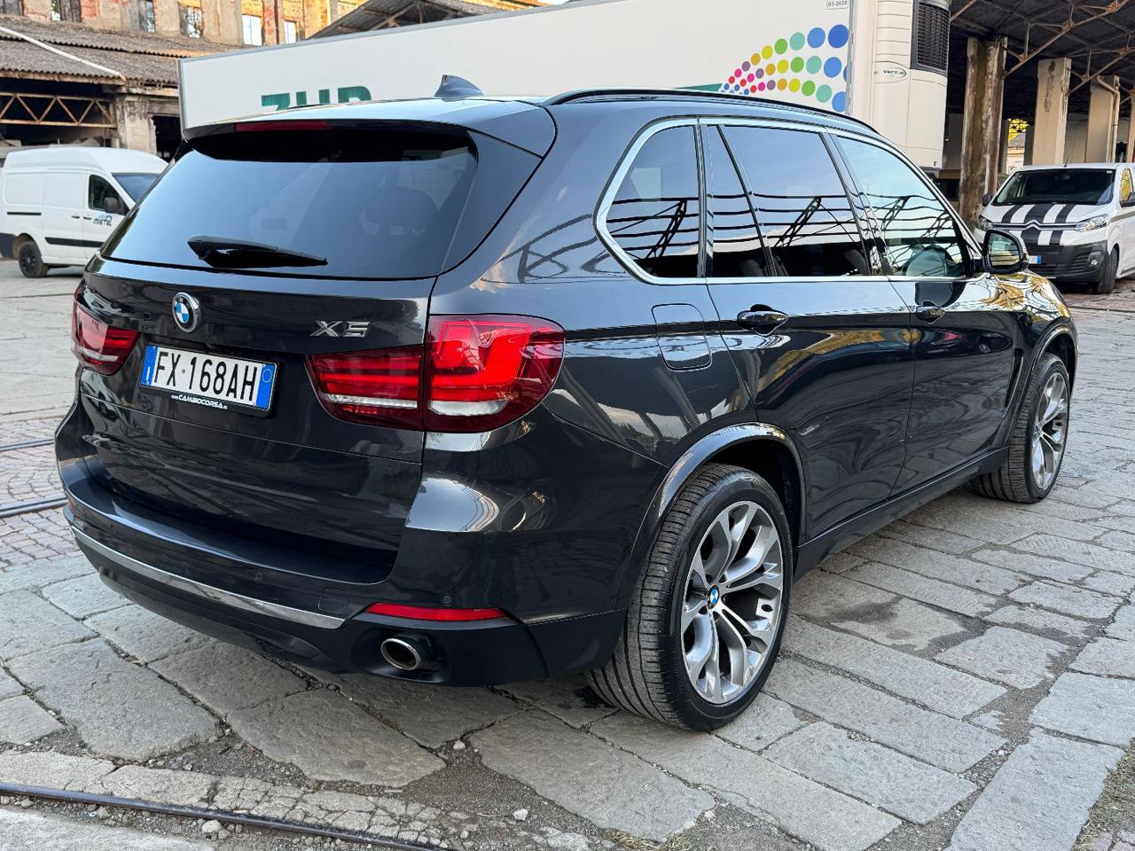 BMW X5 xDrive30d 258CV Luxury - 7