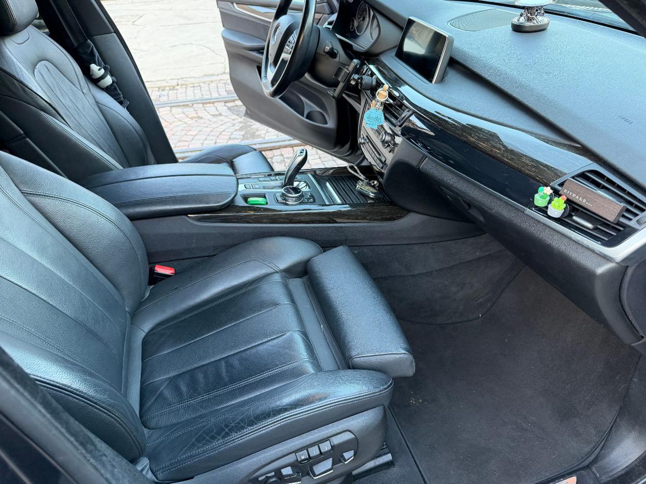 BMW X5 xDrive30d 258CV Luxury - 13