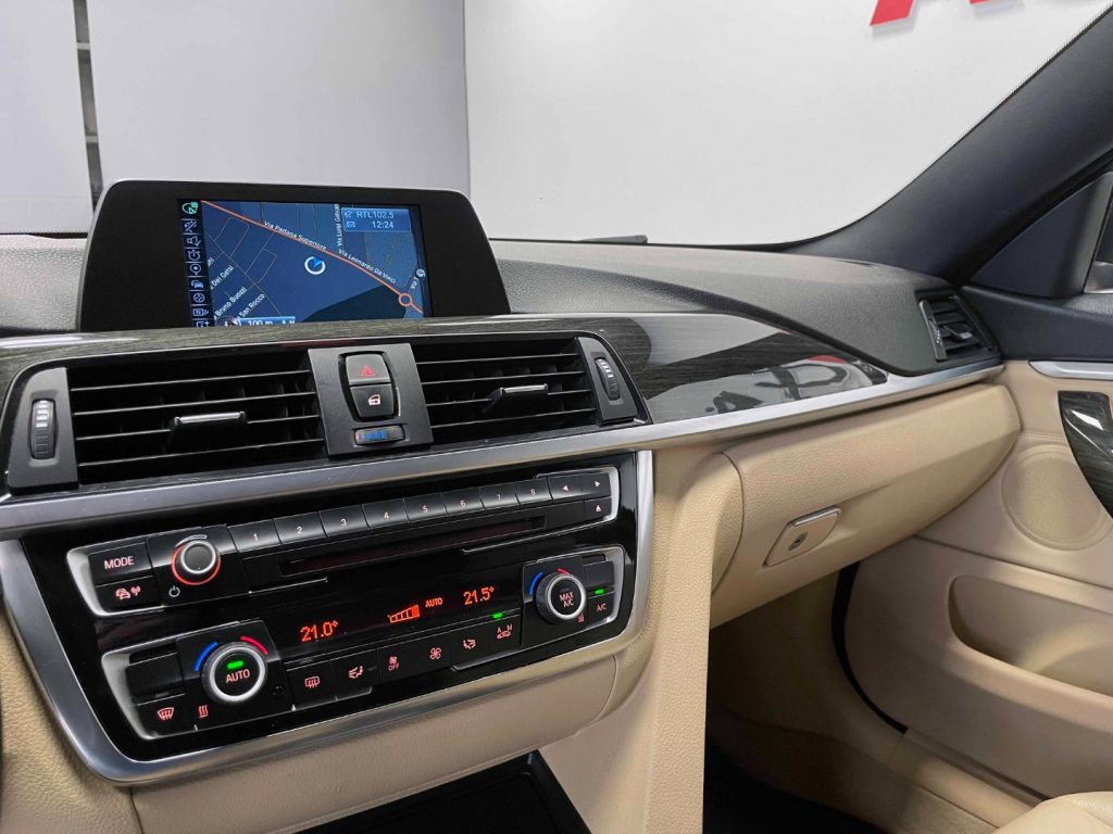 BMW 420 GRAN COUPE 420I XDRIVE LUXURY AUTO - 22