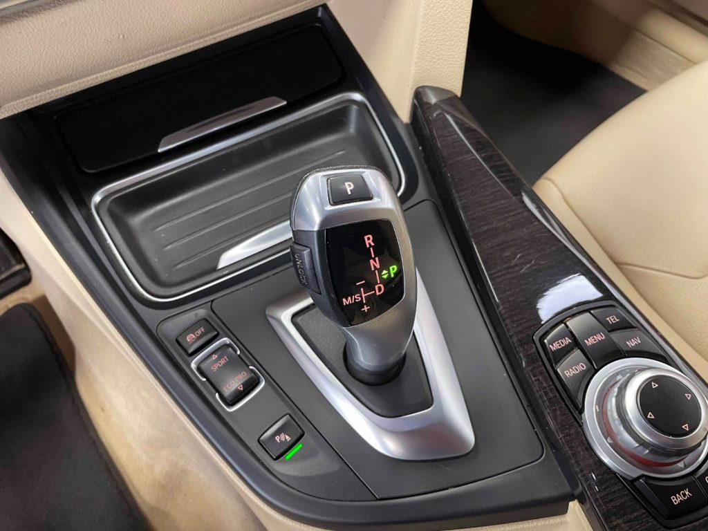 BMW 420 GRAN COUPE 420I XDRIVE LUXURY AUTO - 46