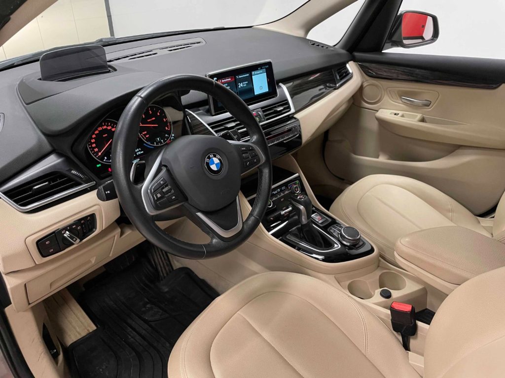 BMW 218 D ACTIVE TOURER LUXURY AUTO - 15