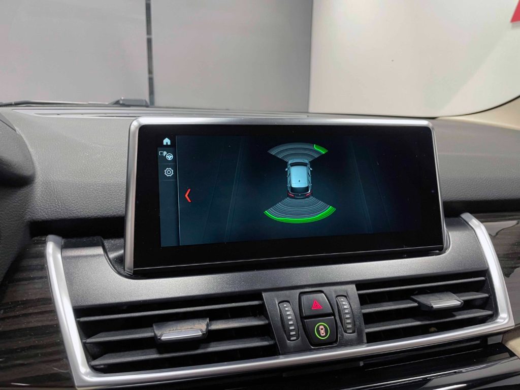 BMW 218 D ACTIVE TOURER LUXURY AUTO - 26