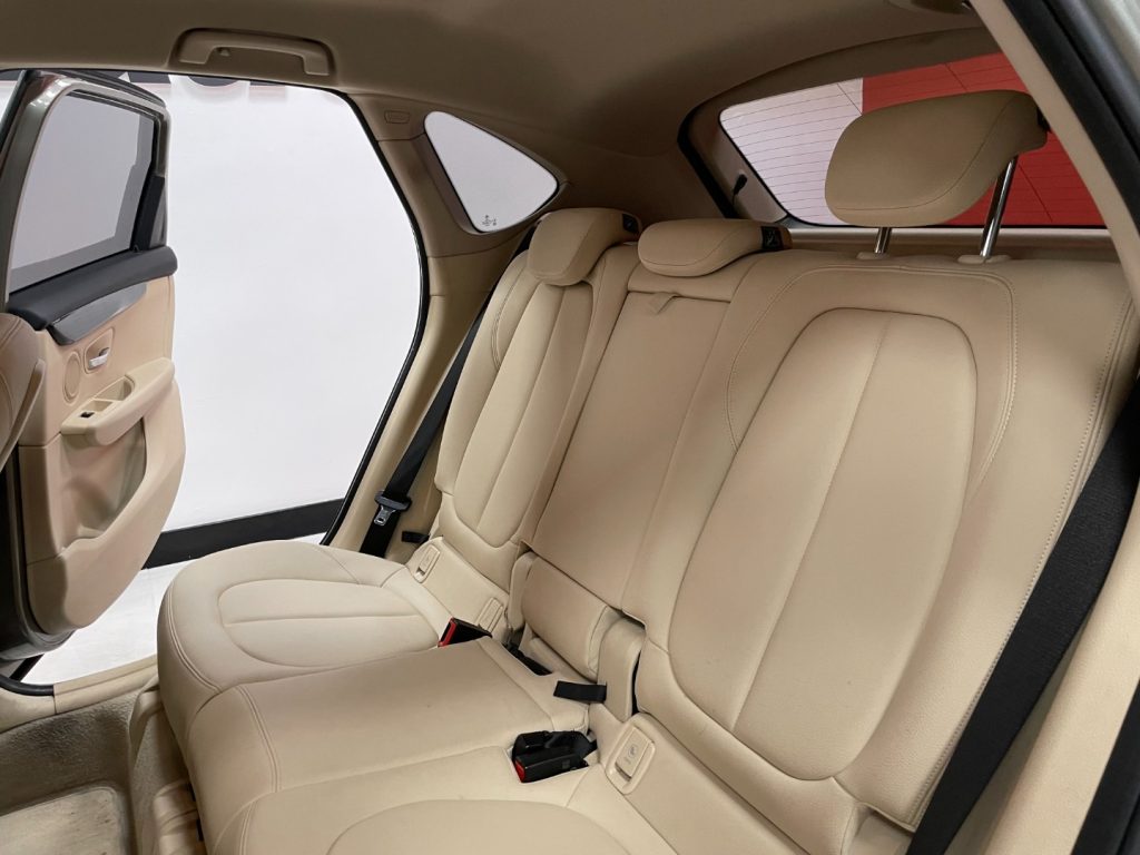 BMW 218 D ACTIVE TOURER LUXURY AUTO - 28