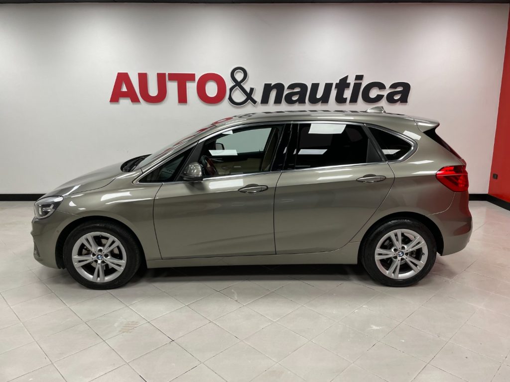 BMW 218 D ACTIVE TOURER LUXURY AUTO - 35