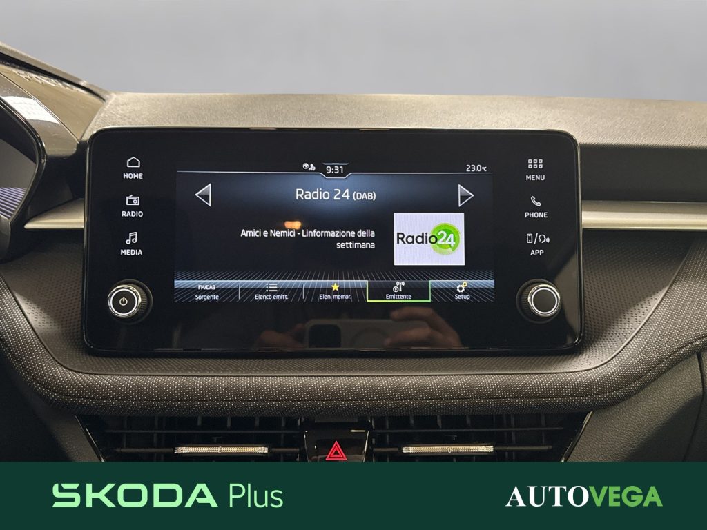 SKODA Fabia 1.0 tsi young edition 95cv - 10
