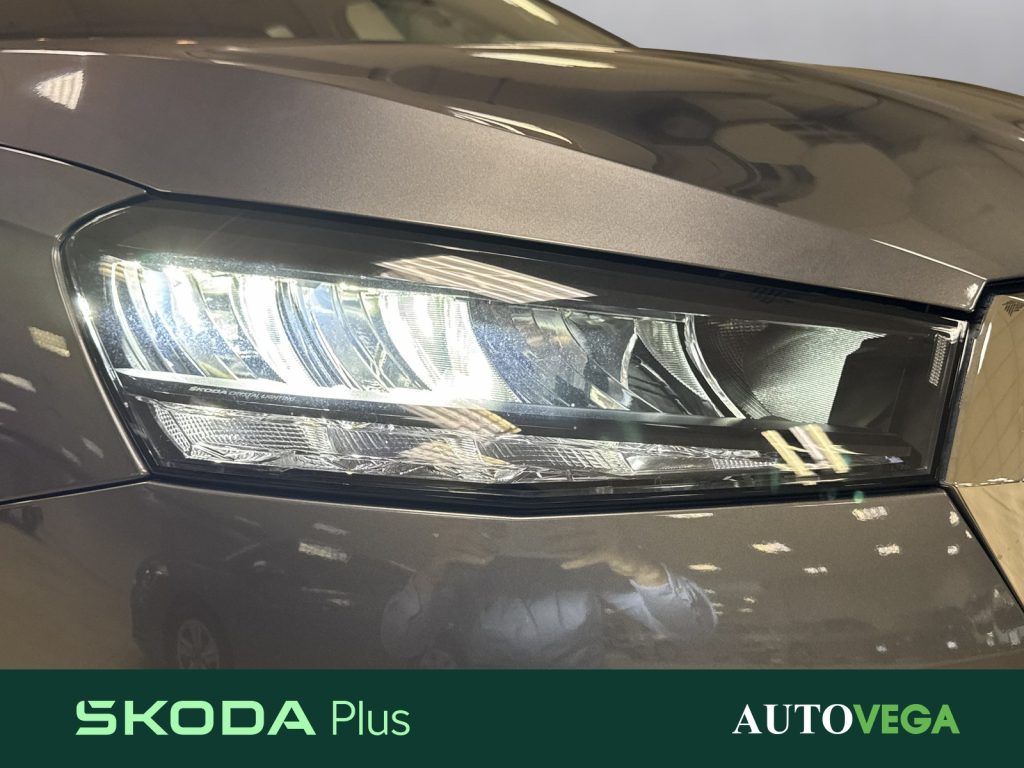 SKODA Fabia 1.0 tsi young edition 95cv - 19