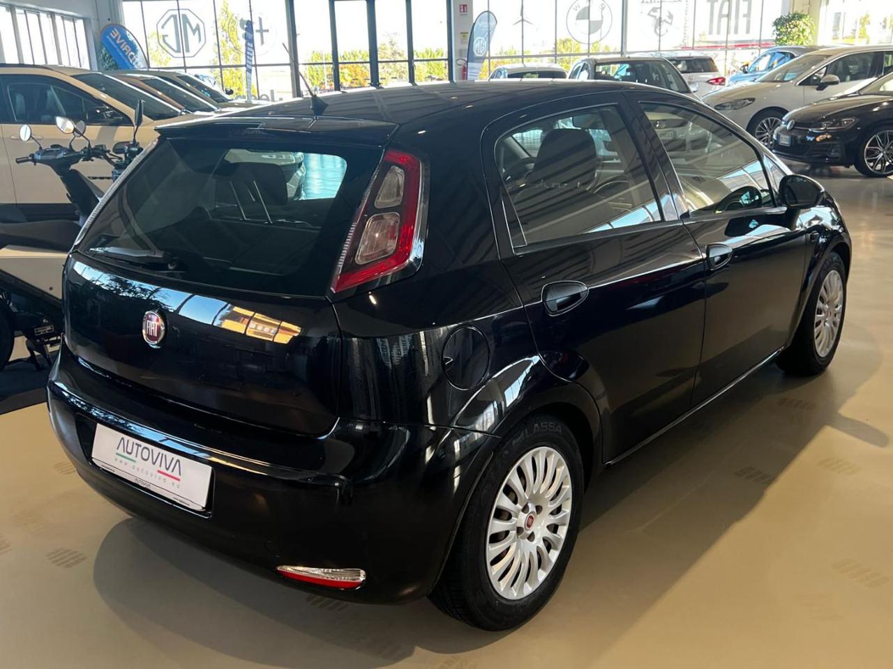 FIAT Punto 1.4 8V 5 porte Easypower Street - 4