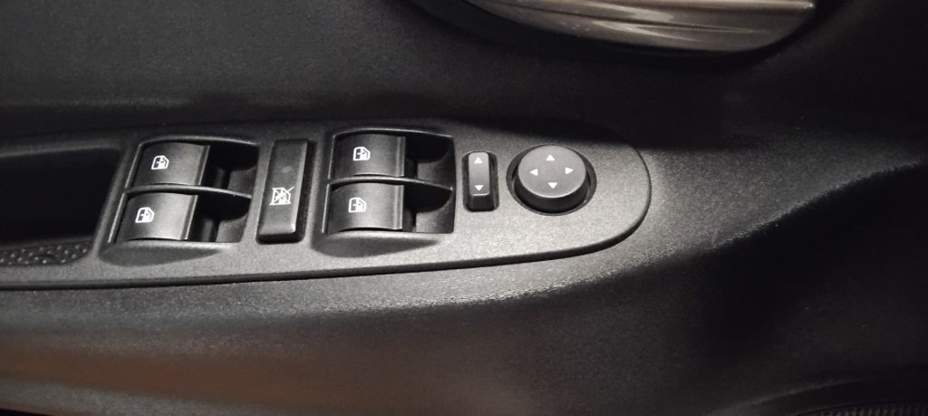 LANCIA Ypsilon 1.2 69 CV 5 porte Gold - 16