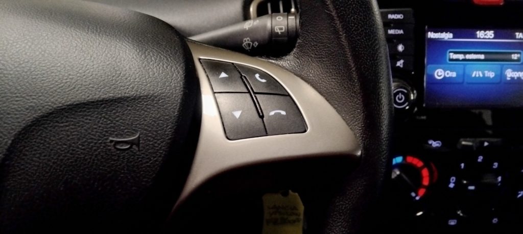 LANCIA Ypsilon 1.2 69 CV 5 porte Gold - 20