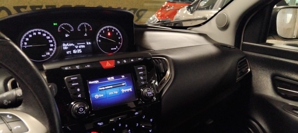 LANCIA Ypsilon 1.2 69 CV 5 porte Gold - 22