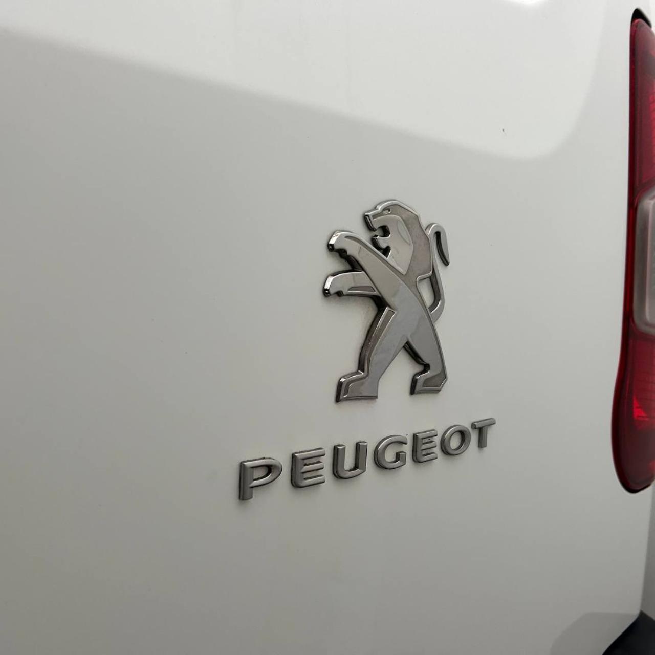PEUGEOT Partner BlueHDi 75 S&S PC Furgone Premium L1 COIBENTATO - 36