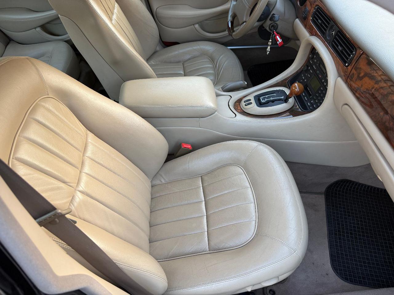 JAGUAR XJ 3.2 cat Executive  ISCRITTA ASI - 24