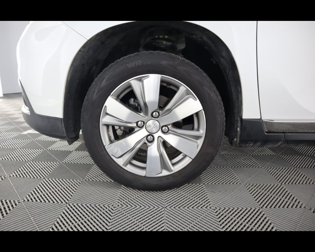 PEUGEOT 2008 1.2 puretech (vti) 12v Allure 82cv - 21