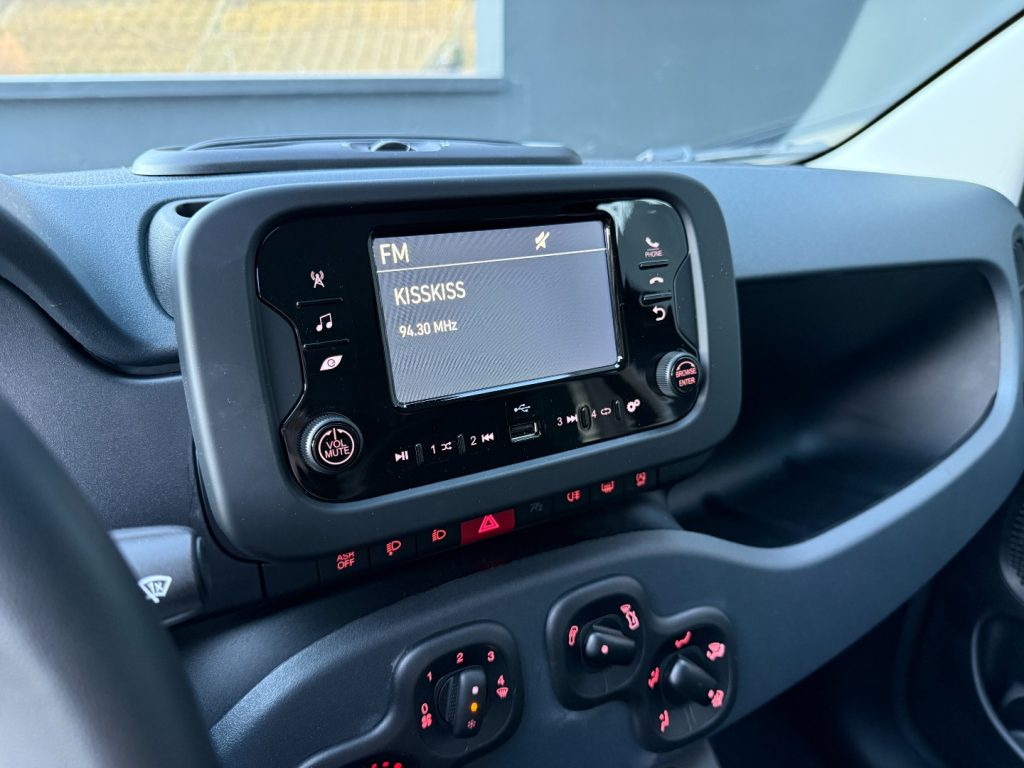FIAT Panda 1.0 FireFly S&S Hybrid Radio Clima 5P **AKTION** - 9