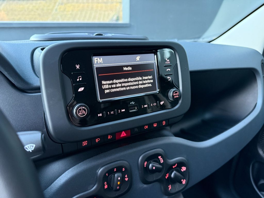 FIAT Panda 1.0 FireFly S&S Hybrid Radio Clima 5P **AKTION** - 11