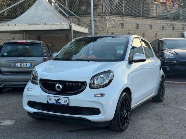 SMART ForFour Bianco pastello