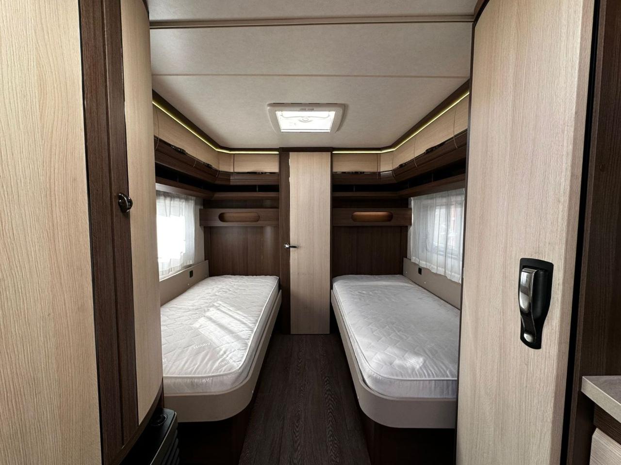 Prestige 560 WLU