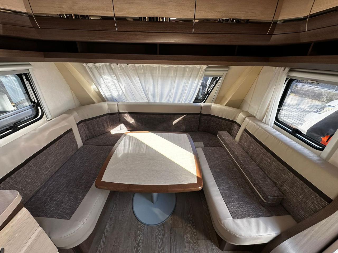 Prestige 560 WLU